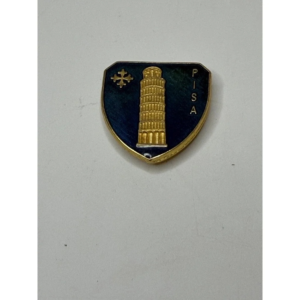 LEANING TOWER OF PISA. an Italy METAL FRIDGE MAGNET BLUE SHIELD TOURIST SOUVENIR